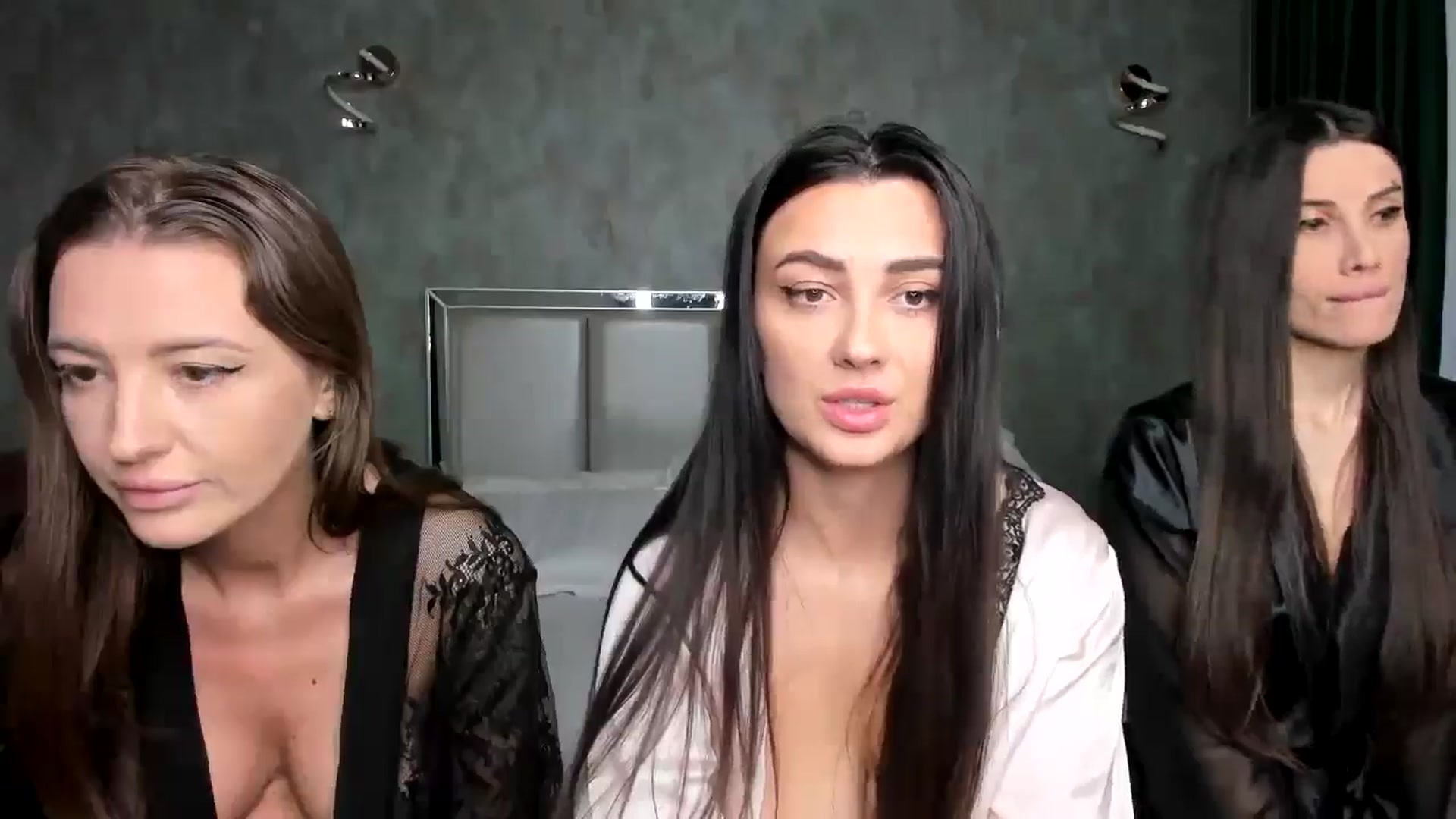 Gallery image thumbnail from AlessiaRay's myfreecams stream on, 02/02/2026, 12:32 image 4 of 20