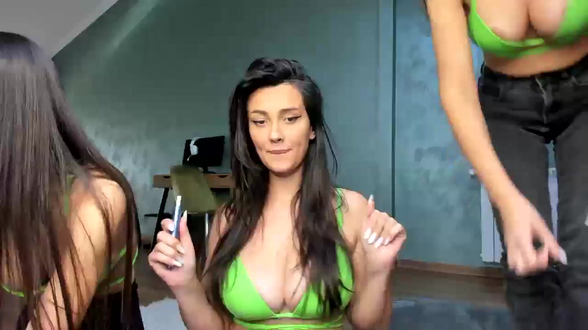Gallery image thumbnail from AlessiaRay's myfreecams stream on, 02/26/2026, 13:53 image 13 of 20