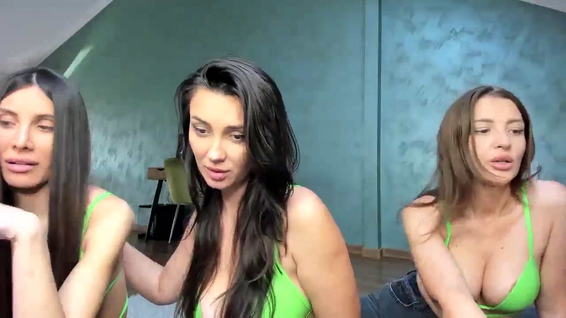 Gallery image thumbnail from AlessiaRay's myfreecams stream on, 02/26/2026, 13:53 image 9 of 20