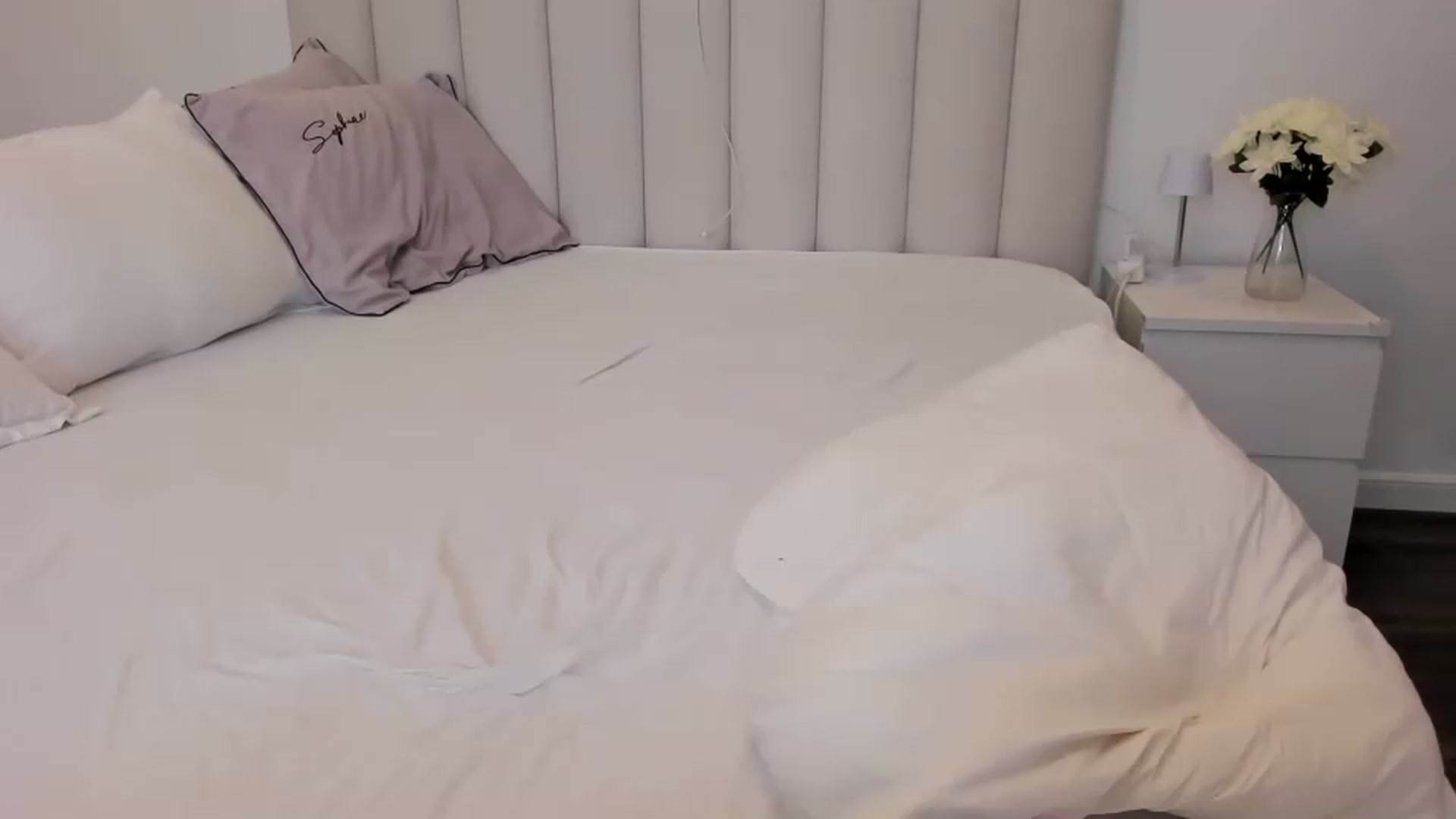 Gallery image thumbnail from AlessiaRay's myfreecams stream on, 06/05/2026, 13:43 image 8 of 20