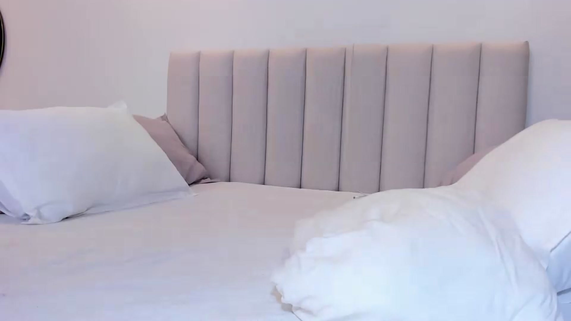 Gallery image thumbnail from AlessiaRay's myfreecams stream on, 06/13/2026, 09:57 image 4 of 20