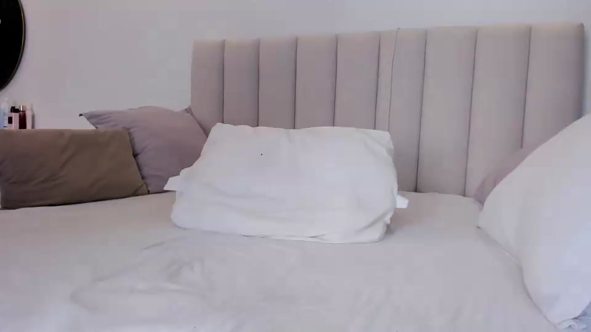 Gallery image thumbnail from AlessiaRay's myfreecams stream on, 06/13/2026, 13:21 image 5 of 20