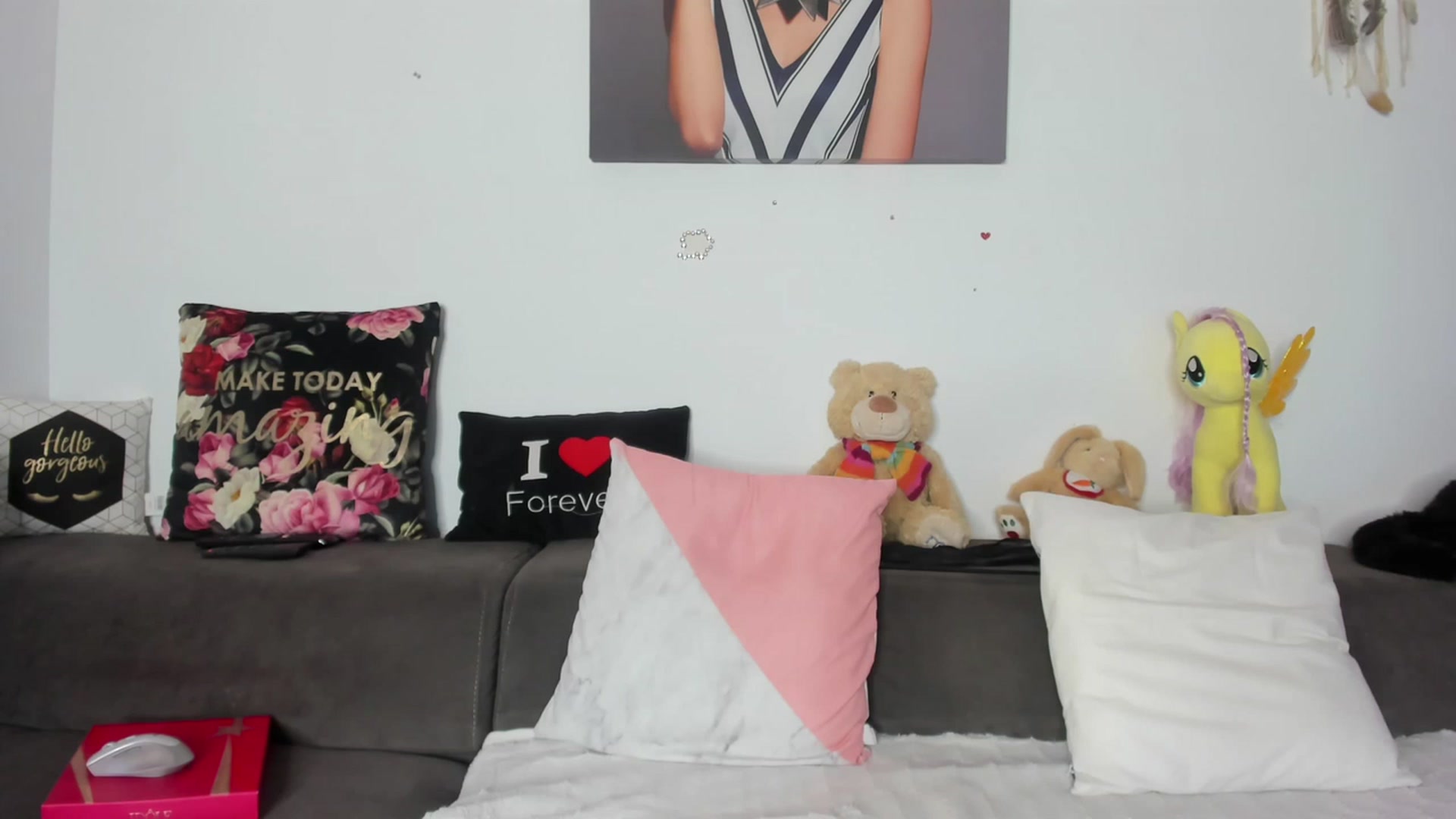 Gallery image thumbnail from AletaOcean's myfreecams stream on, 11/15/2022, 11:07 image 20 of 20