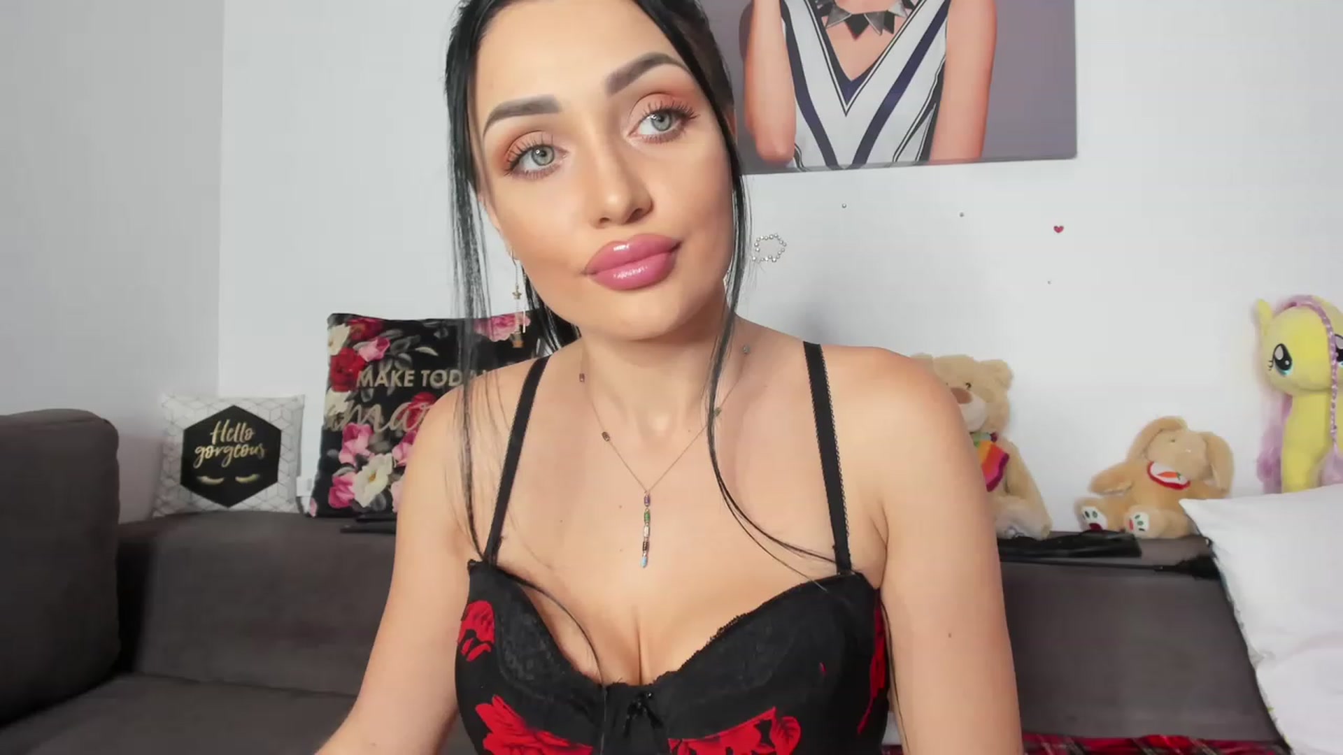 Gallery image thumbnail from AletaOcean's myfreecams stream on, 11/16/2022, 07:45 image 10 of 20