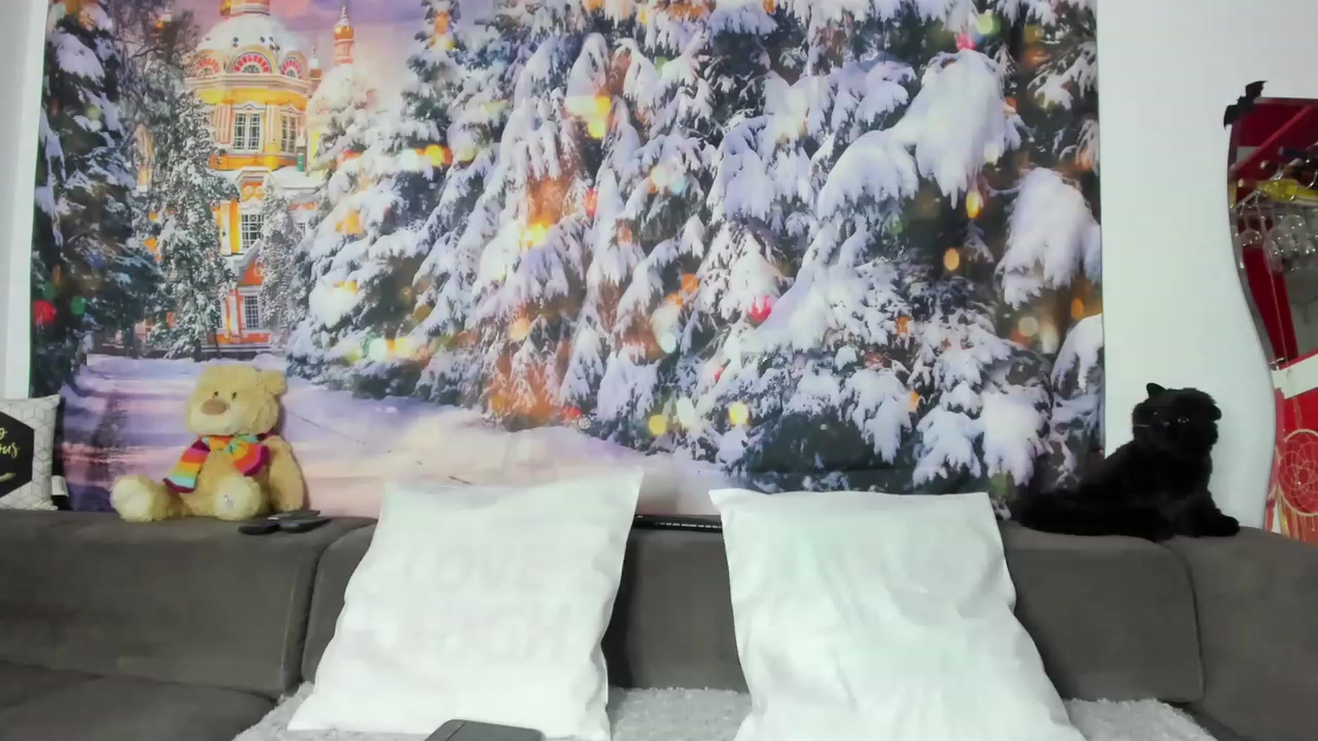Gallery image thumbnail from AletaOcean's myfreecams stream on, 11/17/2022, 07:00 image 12 of 20