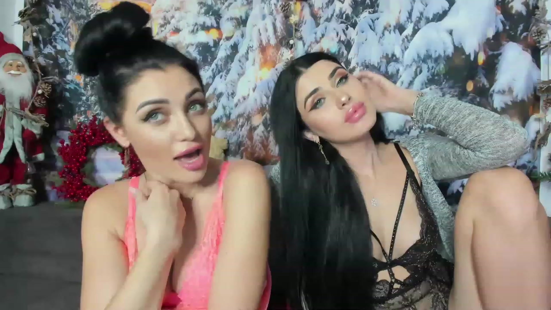 Gallery image thumbnail from AletaOcean's myfreecams stream on, 12/06/2022, 10:38 image 12 of 20