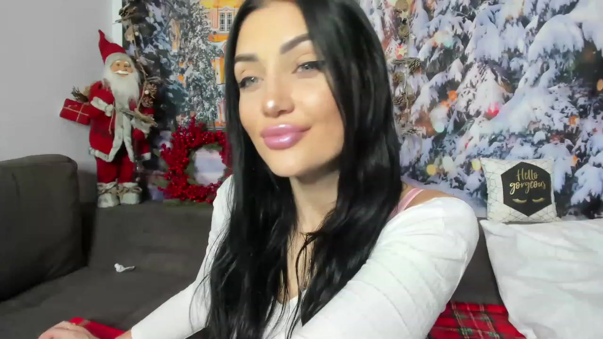 Gallery image thumbnail from AletaOcean's myfreecams stream on, 12/12/2022, 07:40 image 5 of 20