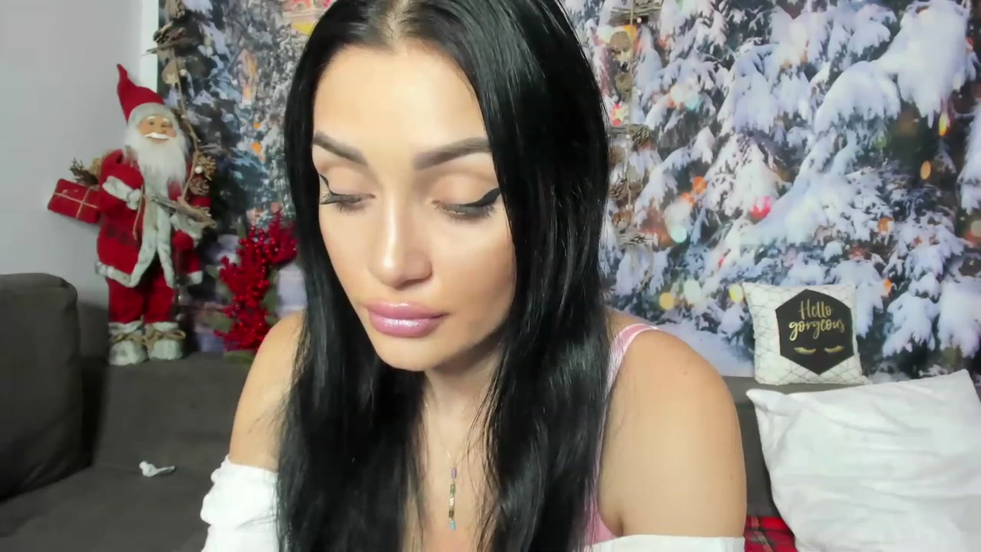 Gallery image thumbnail from AletaOcean's myfreecams stream on, 12/12/2022, 09:07 image 19 of 20