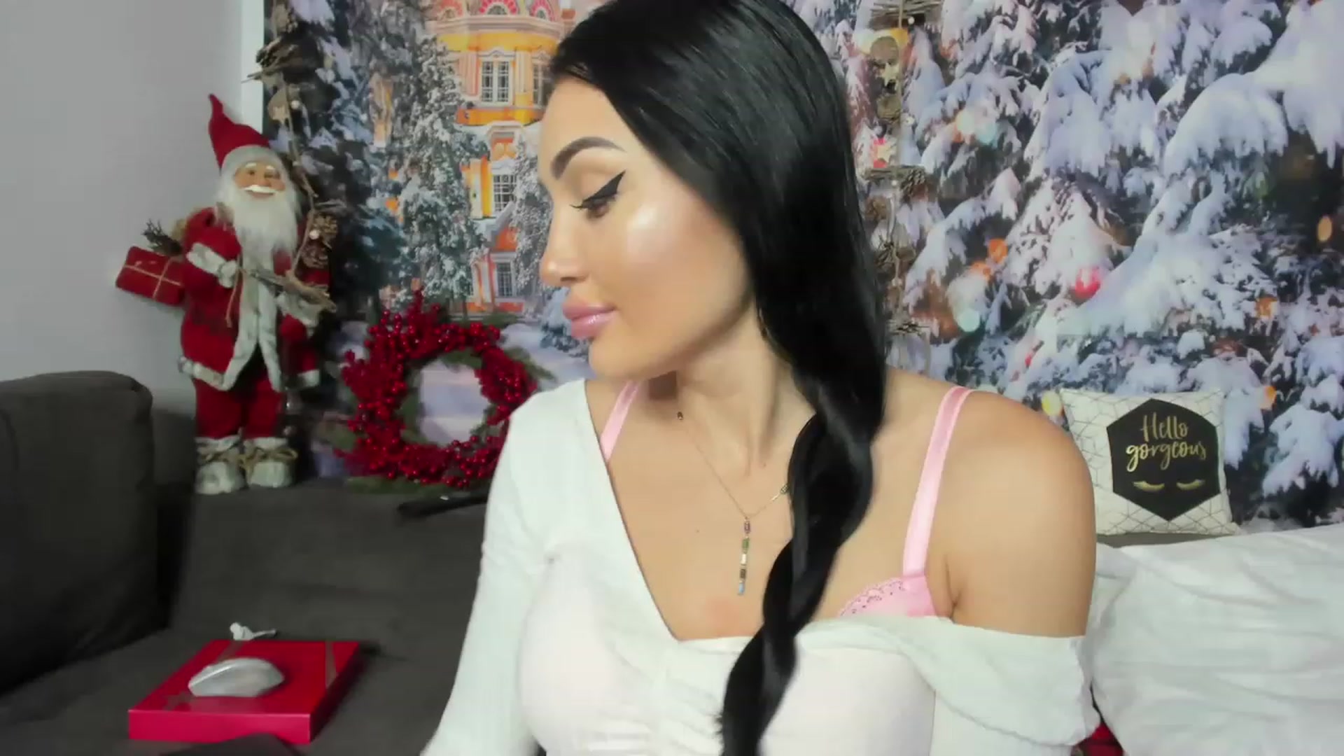 Gallery image thumbnail from AletaOcean's myfreecams stream on, 12/12/2022, 09:07 image 16 of 20