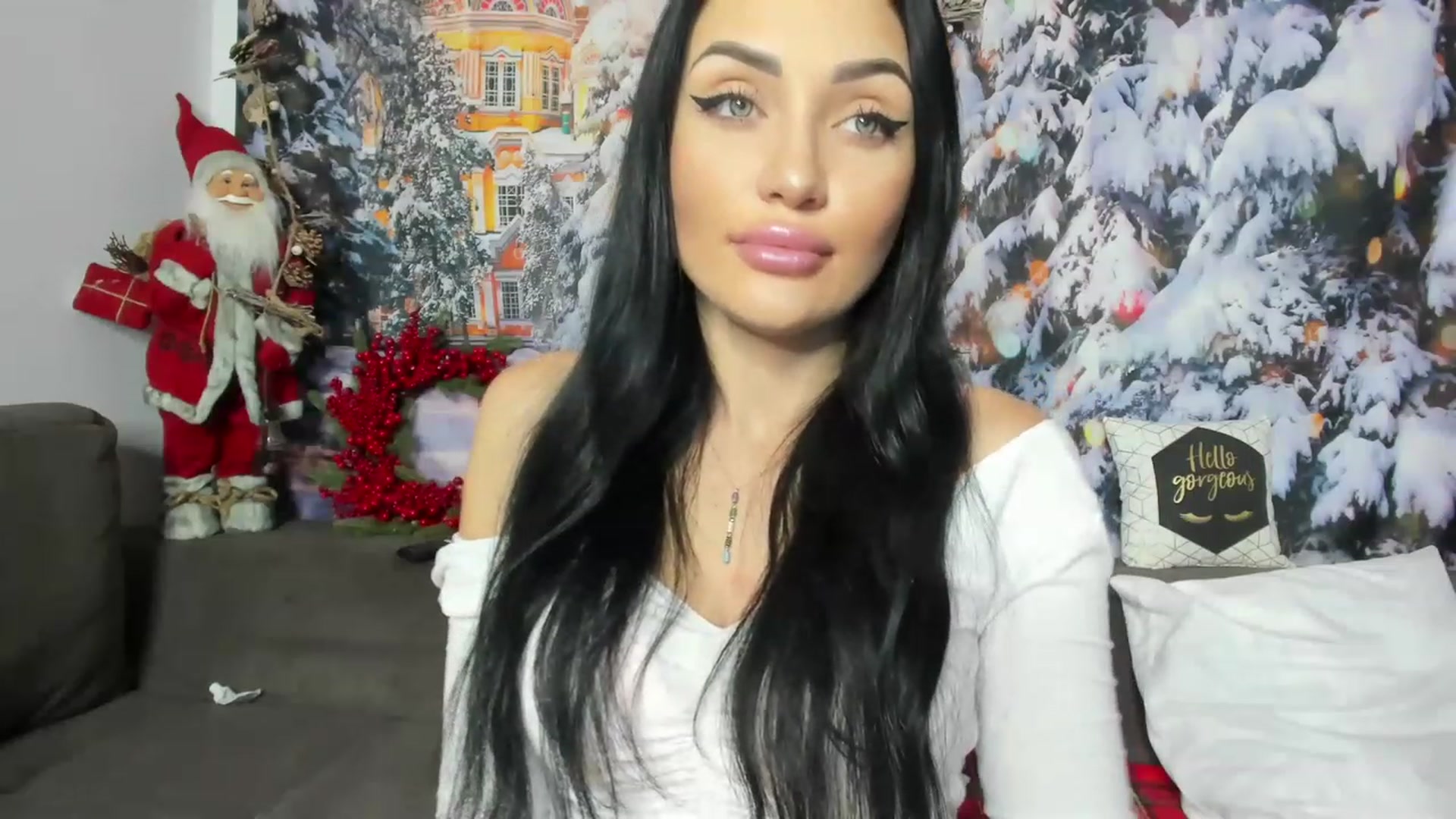 Gallery image thumbnail from AletaOcean's myfreecams stream on, 12/12/2022, 09:07 image 18 of 20
