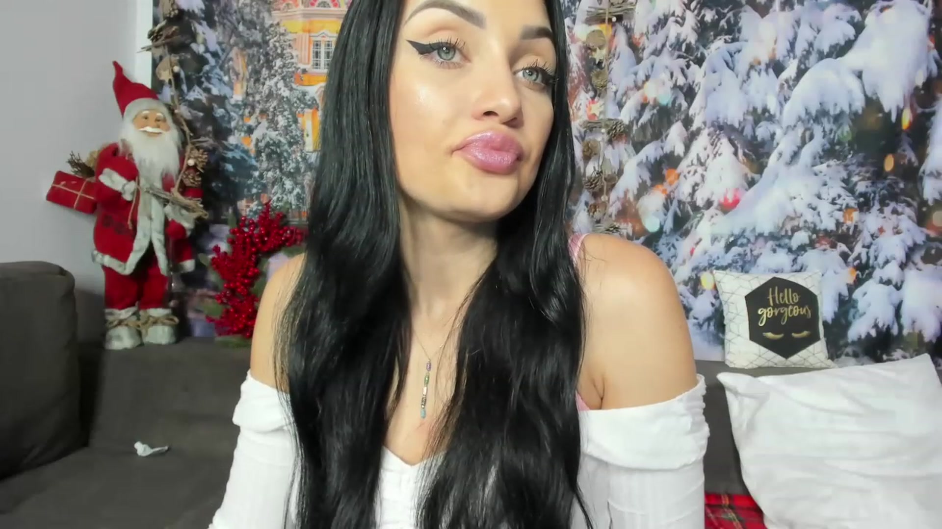 Gallery image thumbnail from AletaOcean's myfreecams stream on, 12/12/2022, 09:07 image 20 of 20