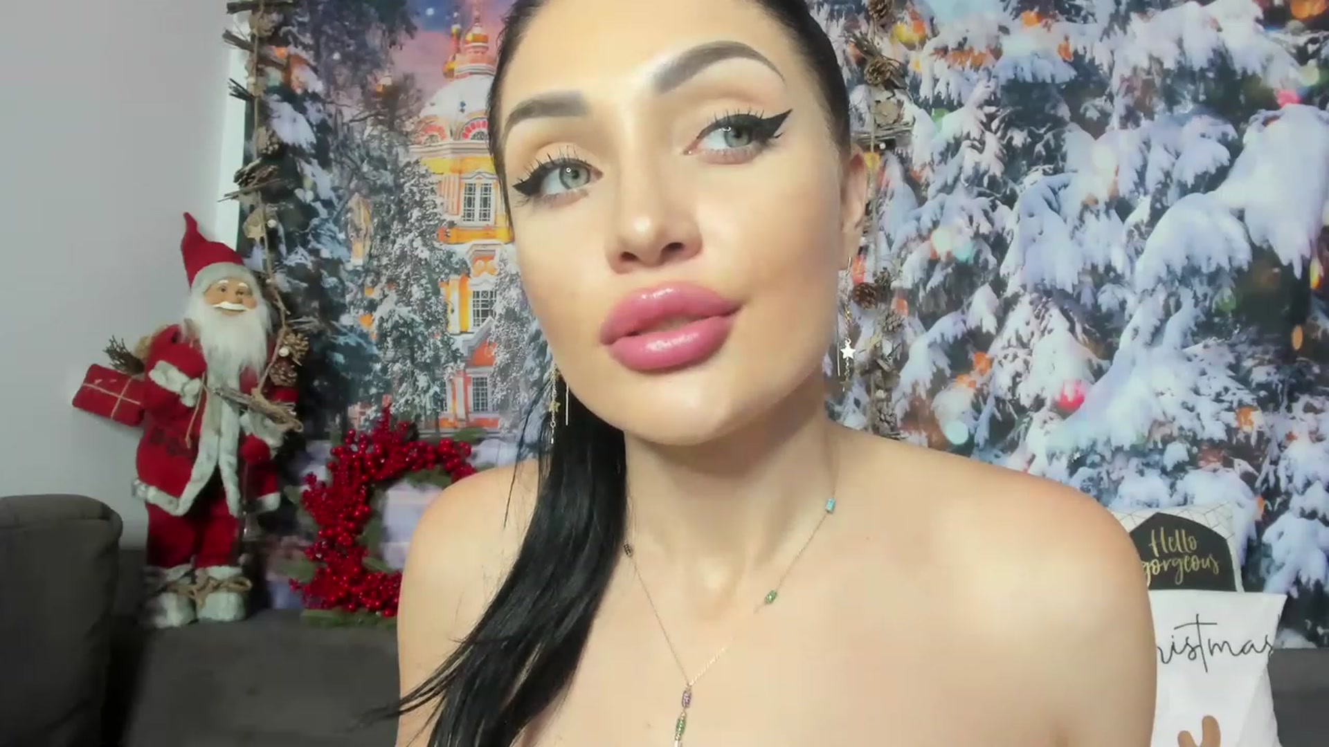 Gallery image thumbnail from AletaOcean's myfreecams stream on, 12/16/2022, 11:10 image 20 of 20