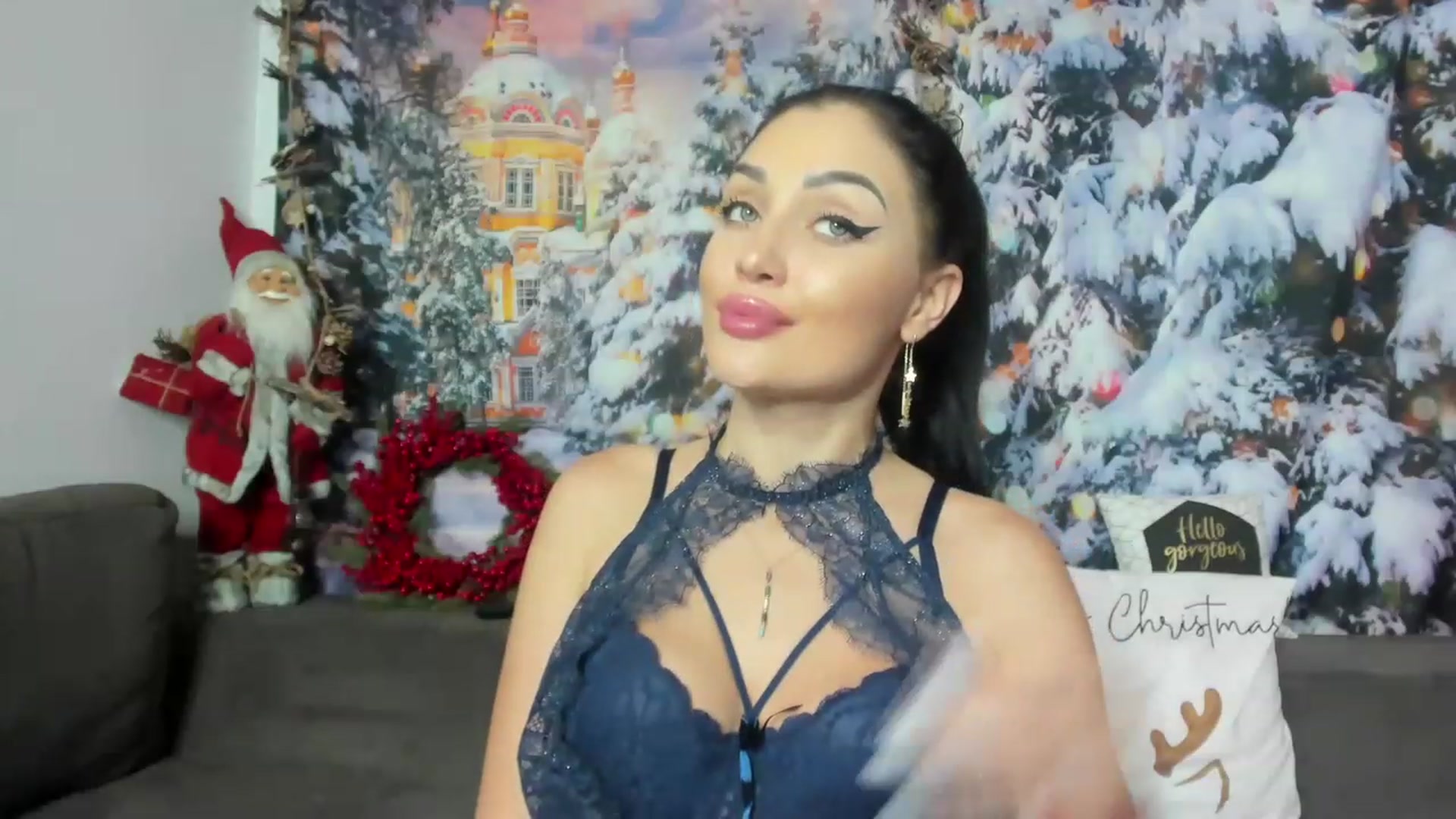 Gallery image thumbnail from AletaOcean's myfreecams stream on, 12/16/2022, 11:10 image 18 of 20