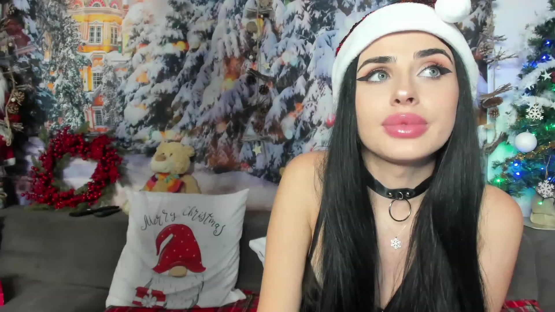 Gallery image thumbnail from AletaOcean's myfreecams stream on, 12/23/2022, 11:10 image 7 of 20