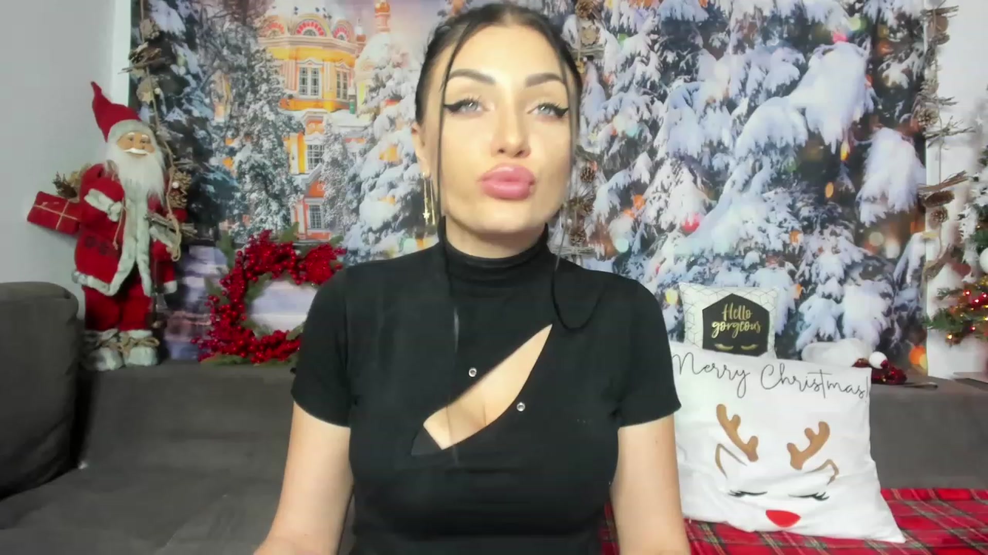 Gallery image thumbnail from AletaOcean's myfreecams stream on, 12/23/2022, 11:10 image 12 of 20