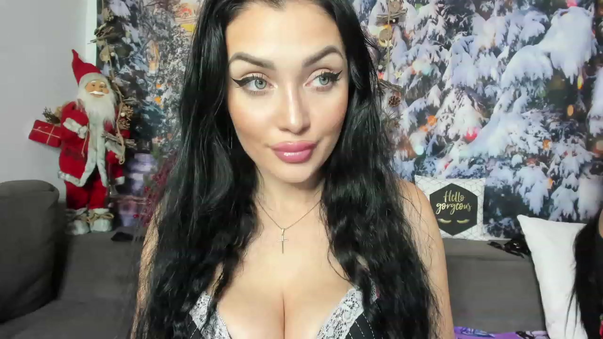 Gallery image thumbnail from AletaOcean's myfreecams stream on, 01/10/2023, 07:38 image 15 of 20
