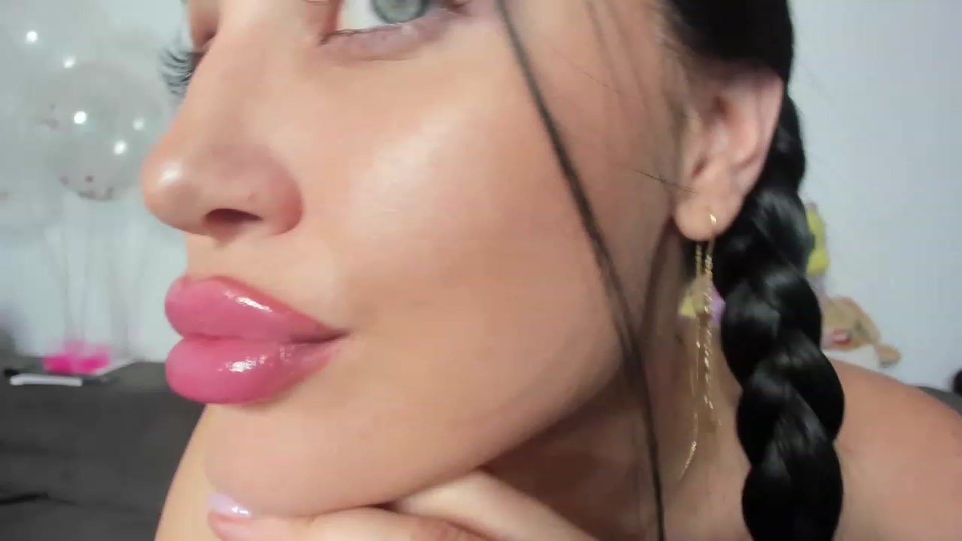 Gallery image thumbnail from AletaOcean's myfreecams stream on, 01/26/2023, 07:34 image 13 of 20