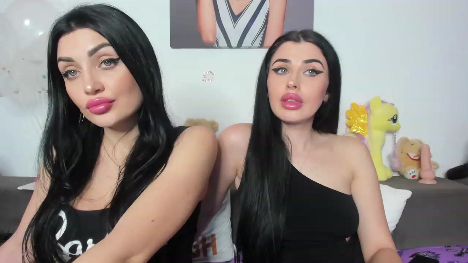 Gallery image thumbnail from AletaOcean's myfreecams stream on, 02/09/2023, 10:26 image 11 of 20