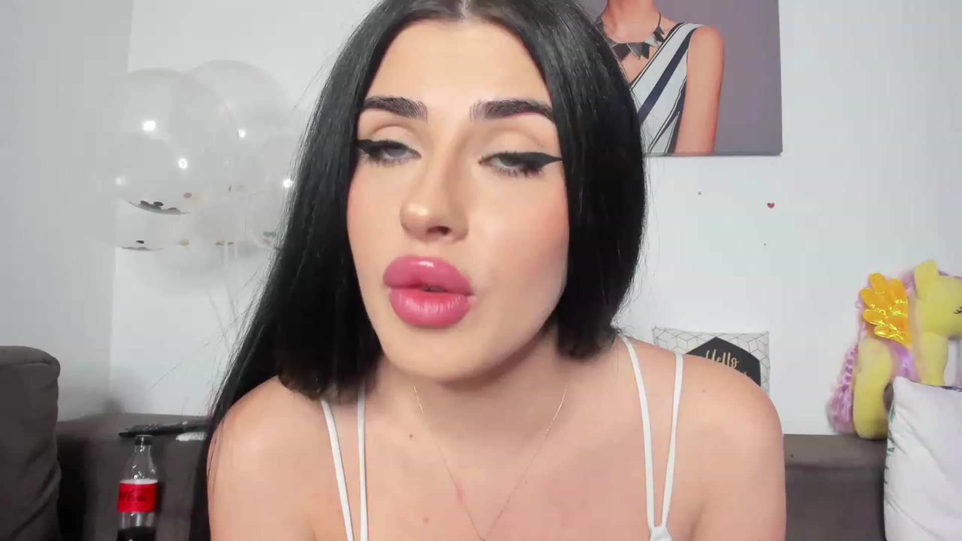 Gallery image thumbnail from AletaOcean's myfreecams stream on, 02/13/2023, 22:17 image 10 of 20
