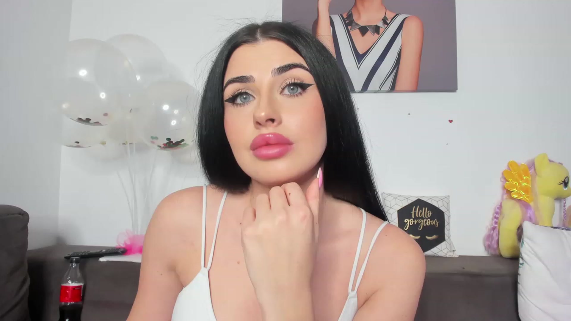 Gallery image thumbnail from AletaOcean's myfreecams stream on, 02/13/2023, 22:17 image 6 of 20