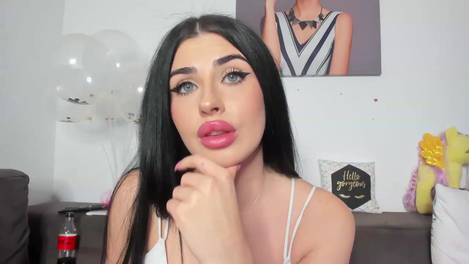 Gallery image thumbnail from AletaOcean's myfreecams stream on, 02/13/2023, 22:17 image 11 of 20