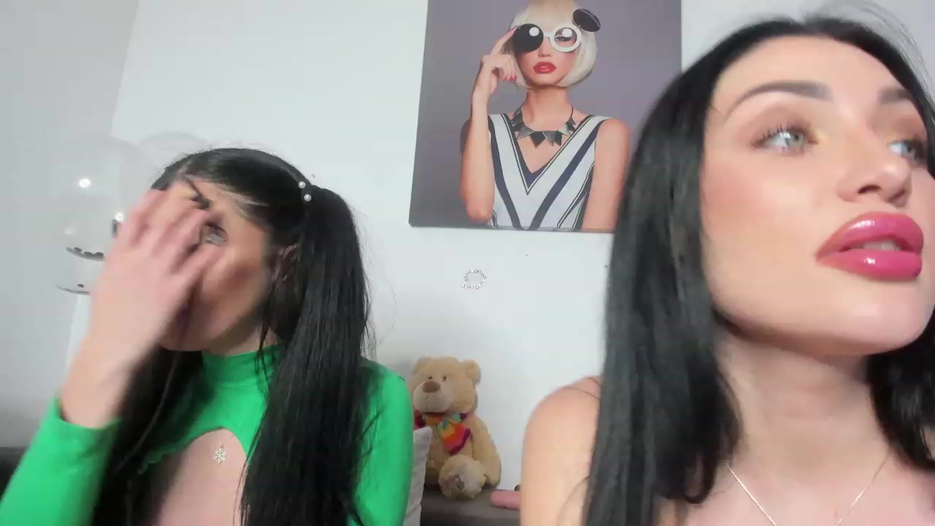 Gallery image thumbnail from AletaOcean's myfreecams stream on, 02/17/2023, 16:29 image 15 of 20