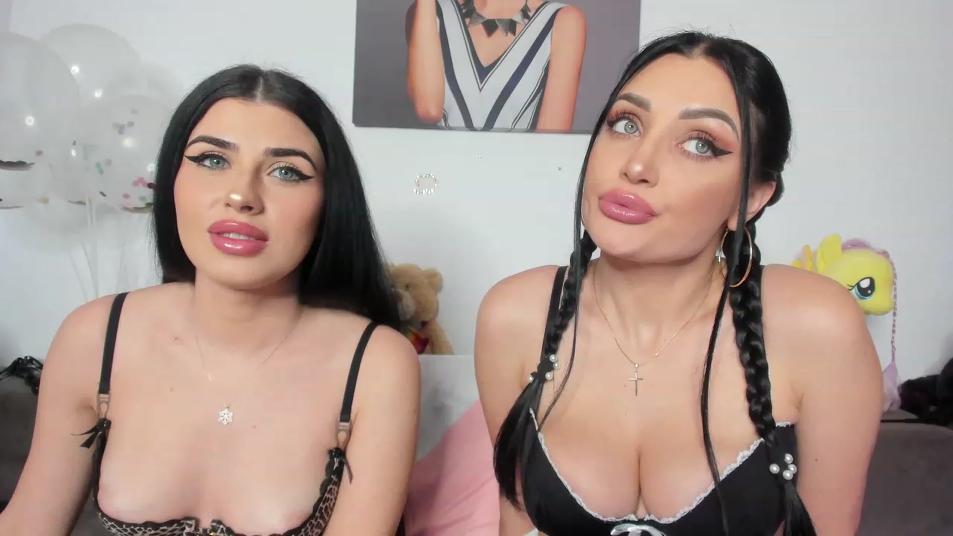 Gallery image thumbnail from AletaOcean's myfreecams stream on, 02/23/2023, 15:15 image 12 of 20