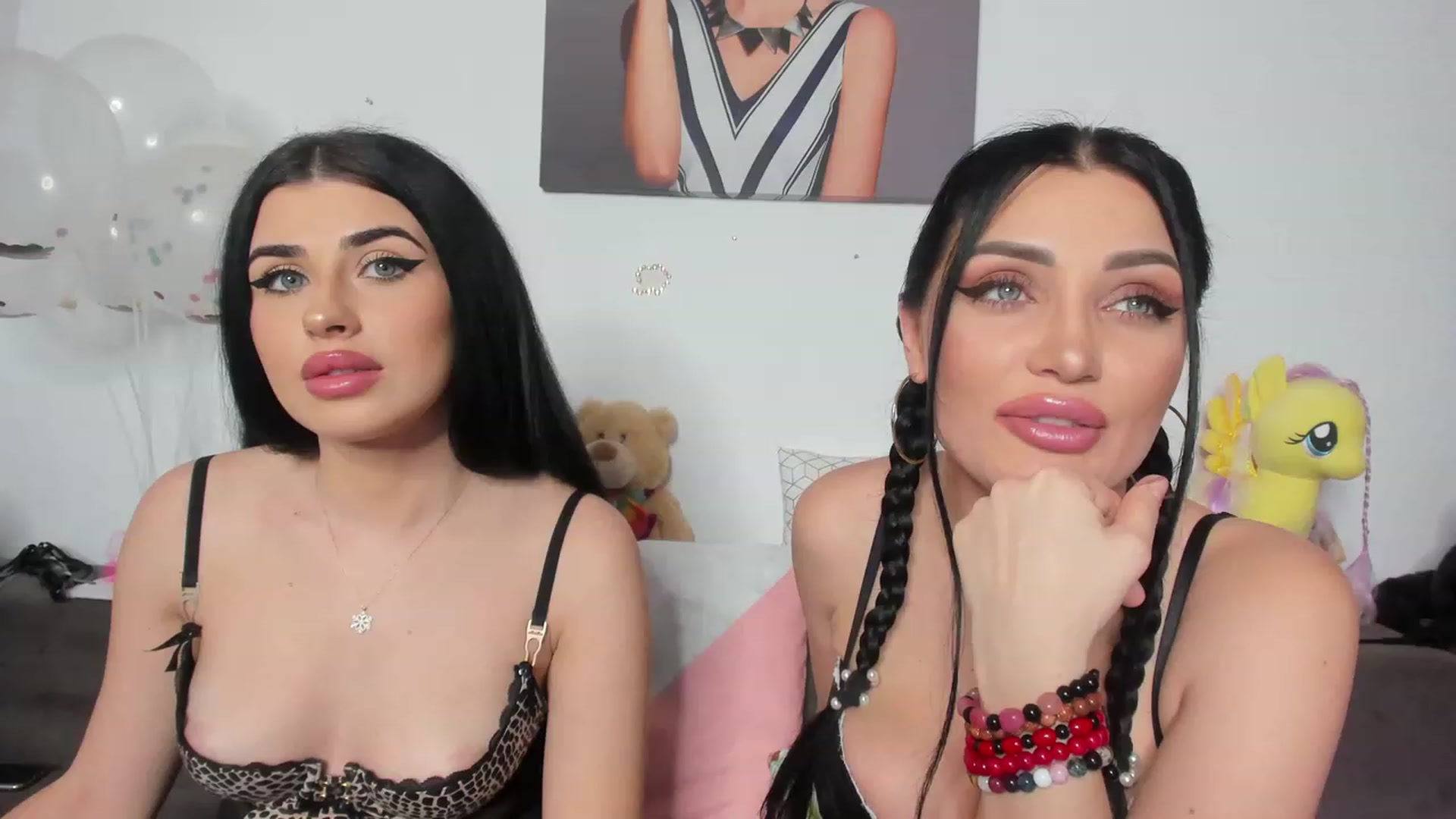 Gallery image thumbnail from AletaOcean's myfreecams stream on, 02/23/2023, 15:15 image 13 of 20