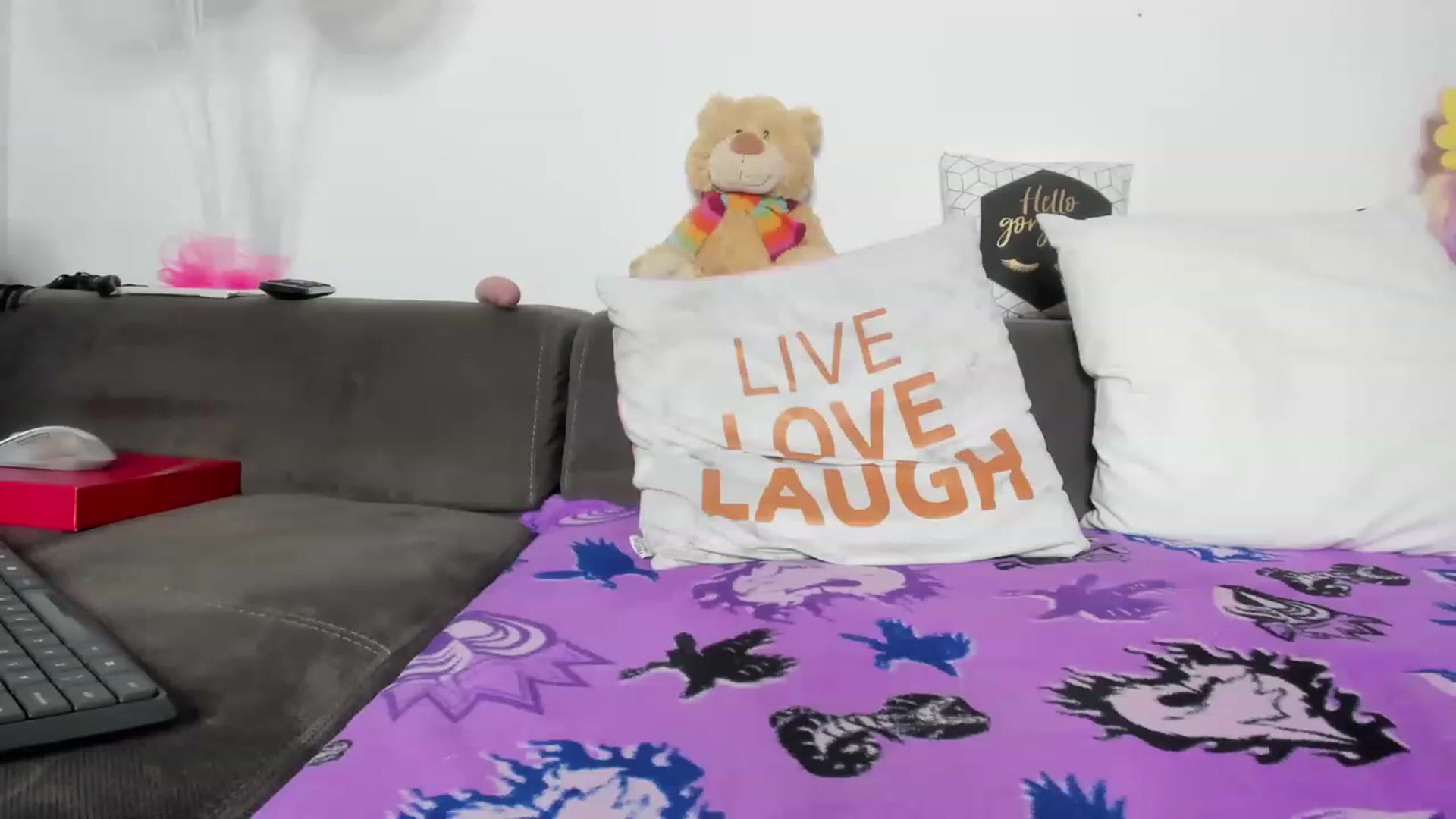Gallery image thumbnail from AletaOcean's myfreecams stream on, 02/23/2023, 19:28 image 6 of 20