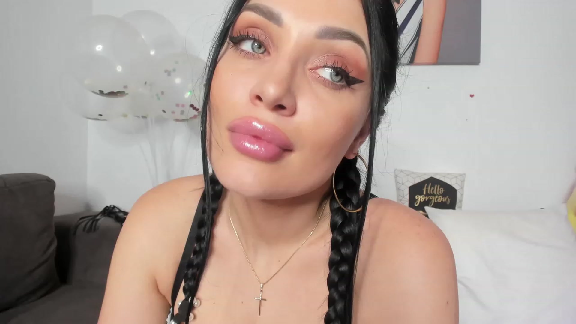 Gallery image thumbnail from AletaOcean's myfreecams stream on, 02/23/2023, 19:59 image 12 of 20