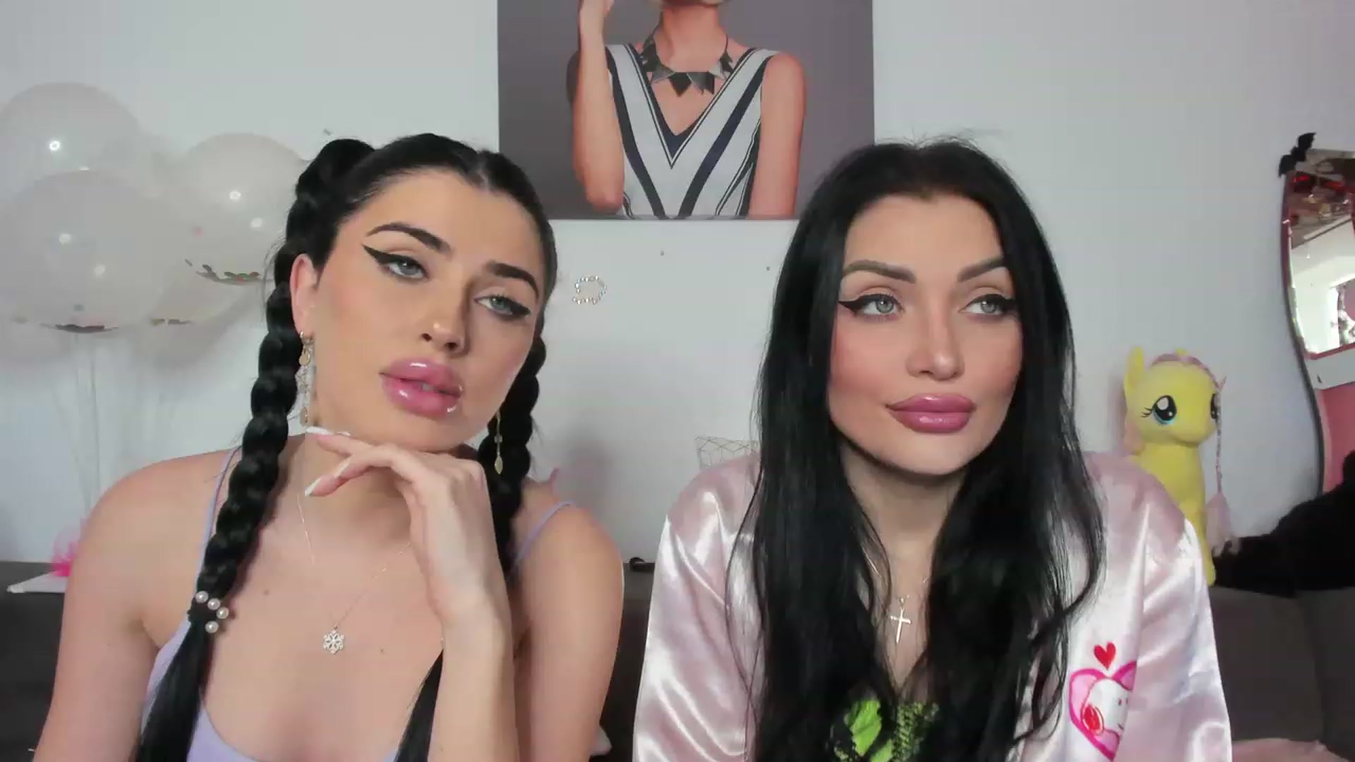 Gallery image thumbnail from AletaOcean's myfreecams stream on, 03/17/2023, 14:43 image 19 of 20