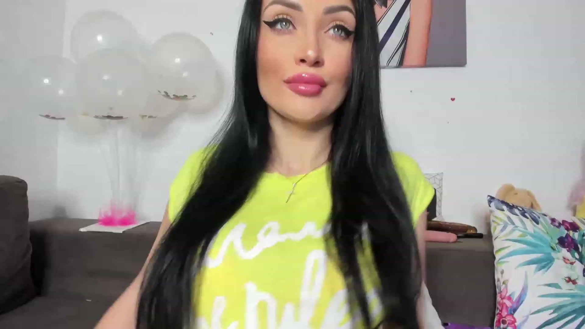 Gallery image thumbnail from AletaOcean's myfreecams stream on, 03/21/2023, 12:03 image 1 of 20