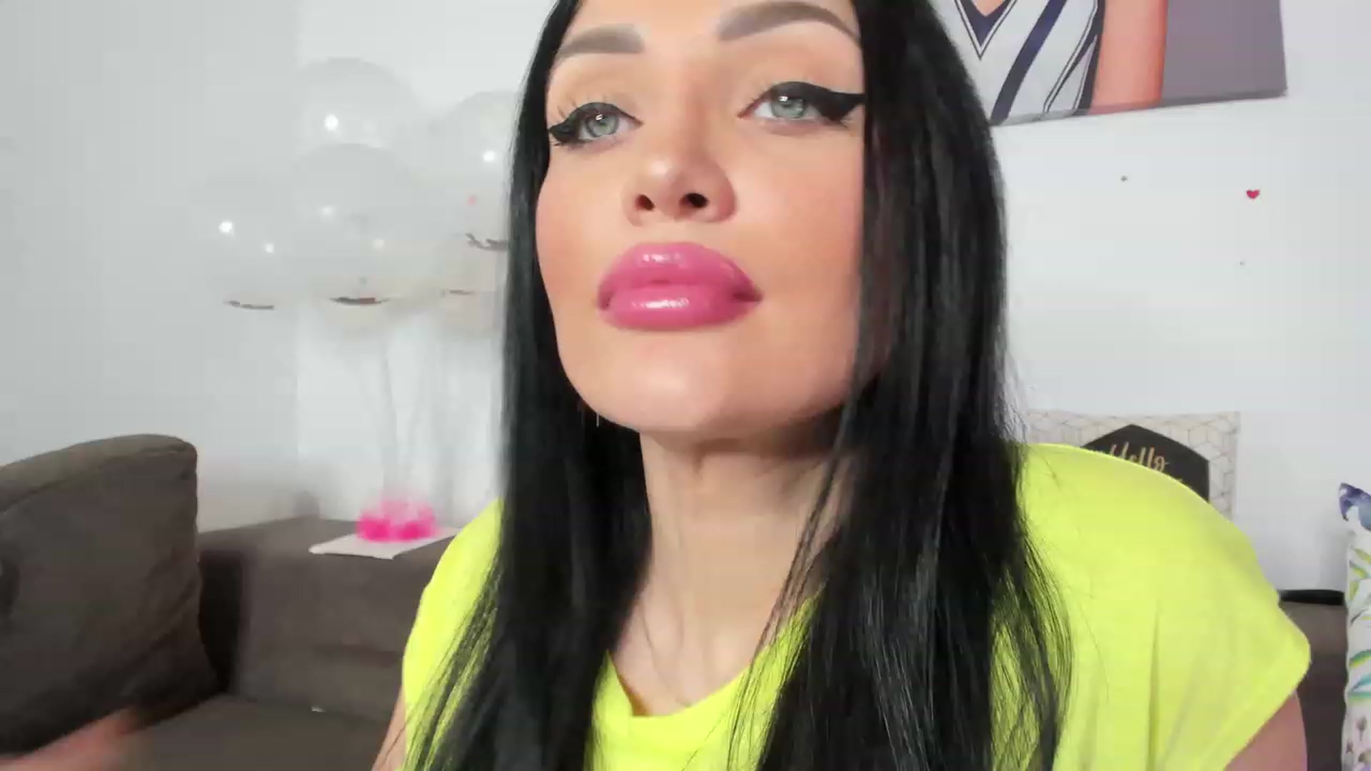 Gallery image thumbnail from AletaOcean's myfreecams stream on, 03/21/2023, 13:28 image 10 of 20