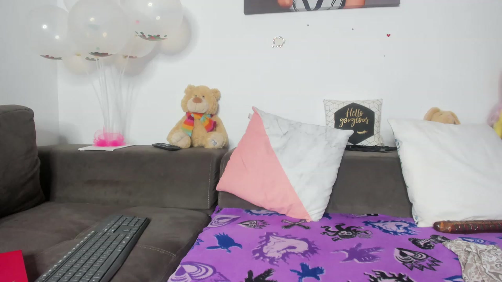 Gallery image thumbnail from AletaOcean's myfreecams stream on, 03/22/2023, 10:47 image 10 of 20