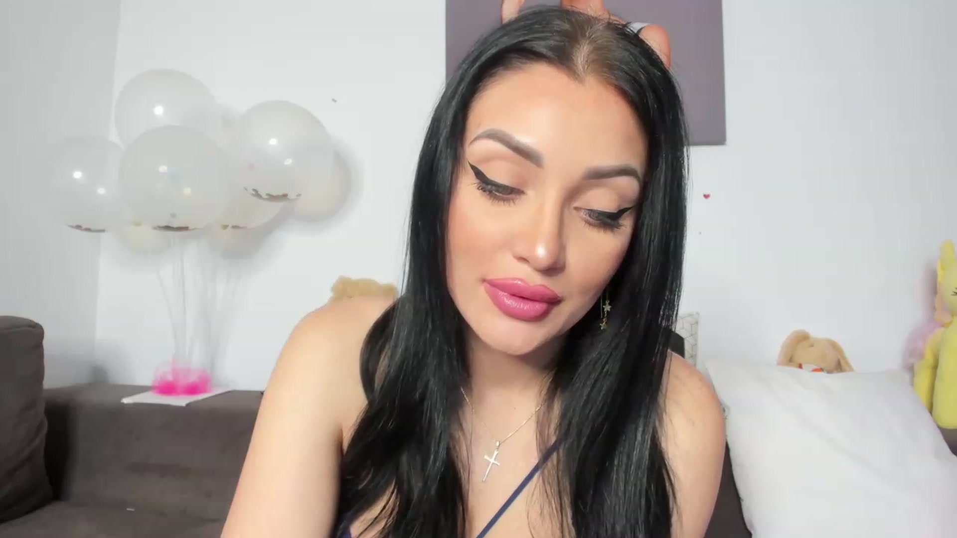 Gallery image thumbnail from AletaOcean's myfreecams stream on, 03/22/2023, 10:47 image 7 of 20