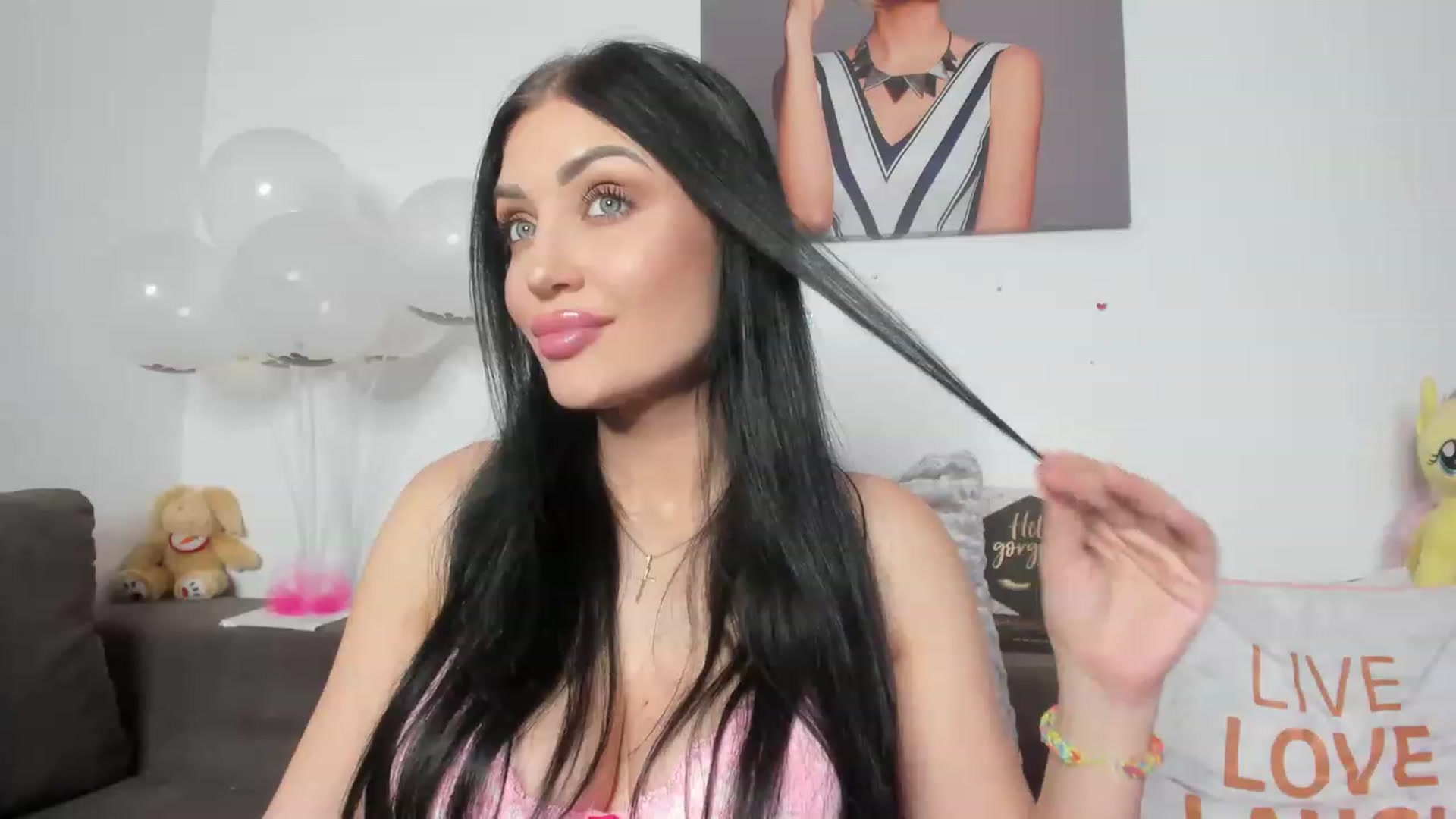 Gallery image thumbnail from AletaOcean's myfreecams stream on, 03/29/2023, 09:46 image 19 of 20