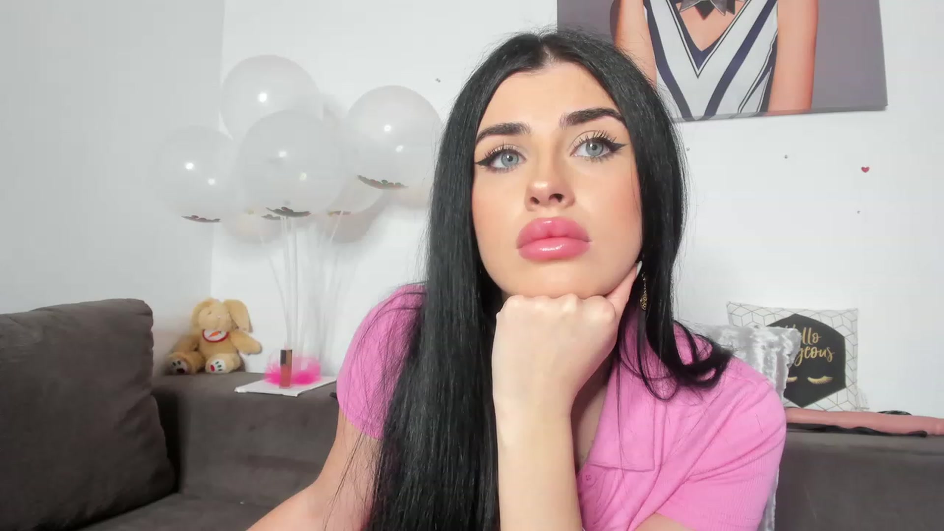Gallery image thumbnail from AletaOcean's myfreecams stream on, 03/29/2023, 16:14 image 11 of 20