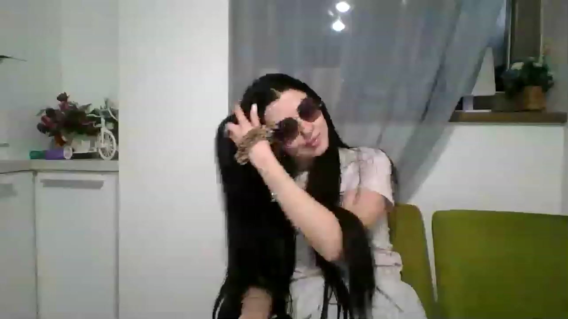 Gallery image thumbnail from AletaOcean's myfreecams stream on, 04/01/2023, 17:39 image 17 of 20