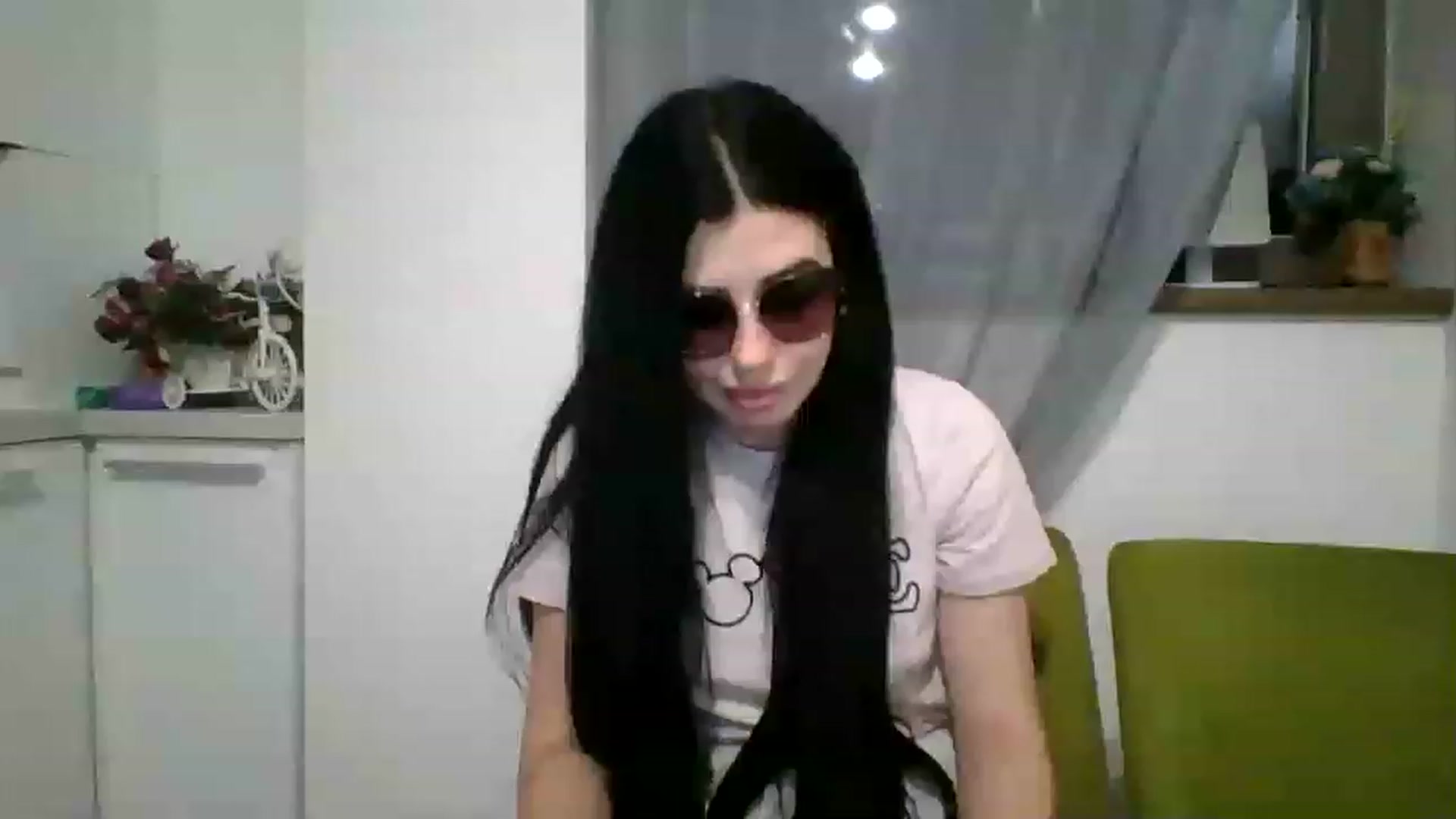Gallery image thumbnail from AletaOcean's myfreecams stream on, 04/01/2023, 17:39 image 10 of 20