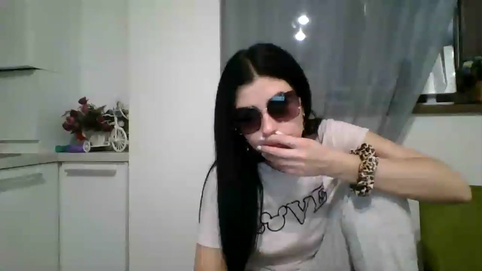 Gallery image thumbnail from AletaOcean's myfreecams stream on, 04/01/2023, 19:09 image 13 of 20