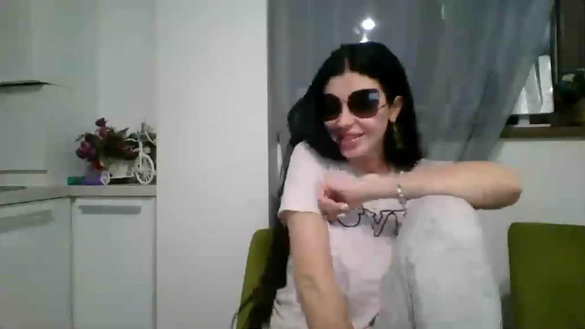 Gallery image thumbnail from AletaOcean's myfreecams stream on, 04/01/2023, 19:09 image 17 of 20