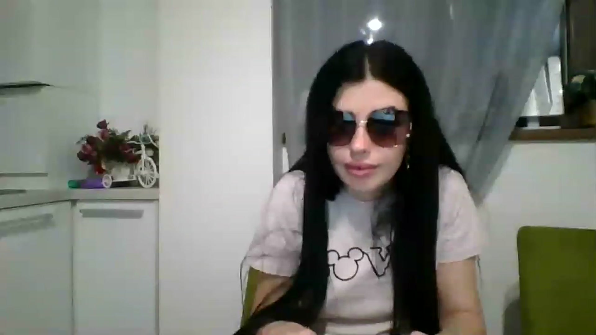 Gallery image thumbnail from AletaOcean's myfreecams stream on, 04/01/2023, 19:09 image 18 of 20