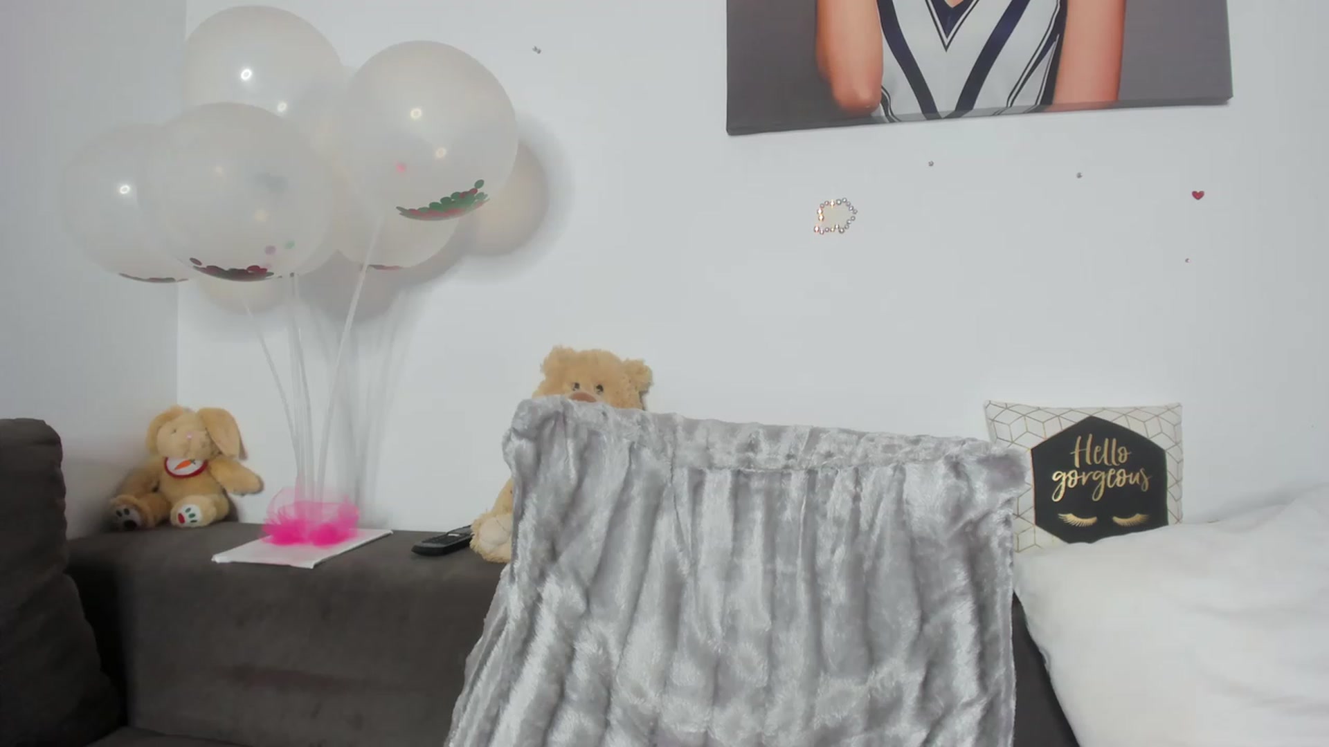 Gallery image thumbnail from AletaOcean's myfreecams stream on, 04/04/2023, 13:52 image 19 of 20