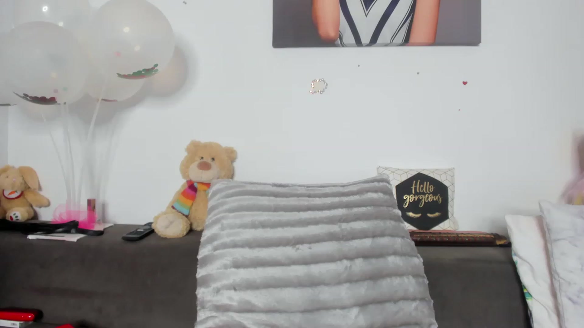 Gallery image thumbnail from AletaOcean's myfreecams stream on, 04/08/2023, 08:29 image 16 of 20