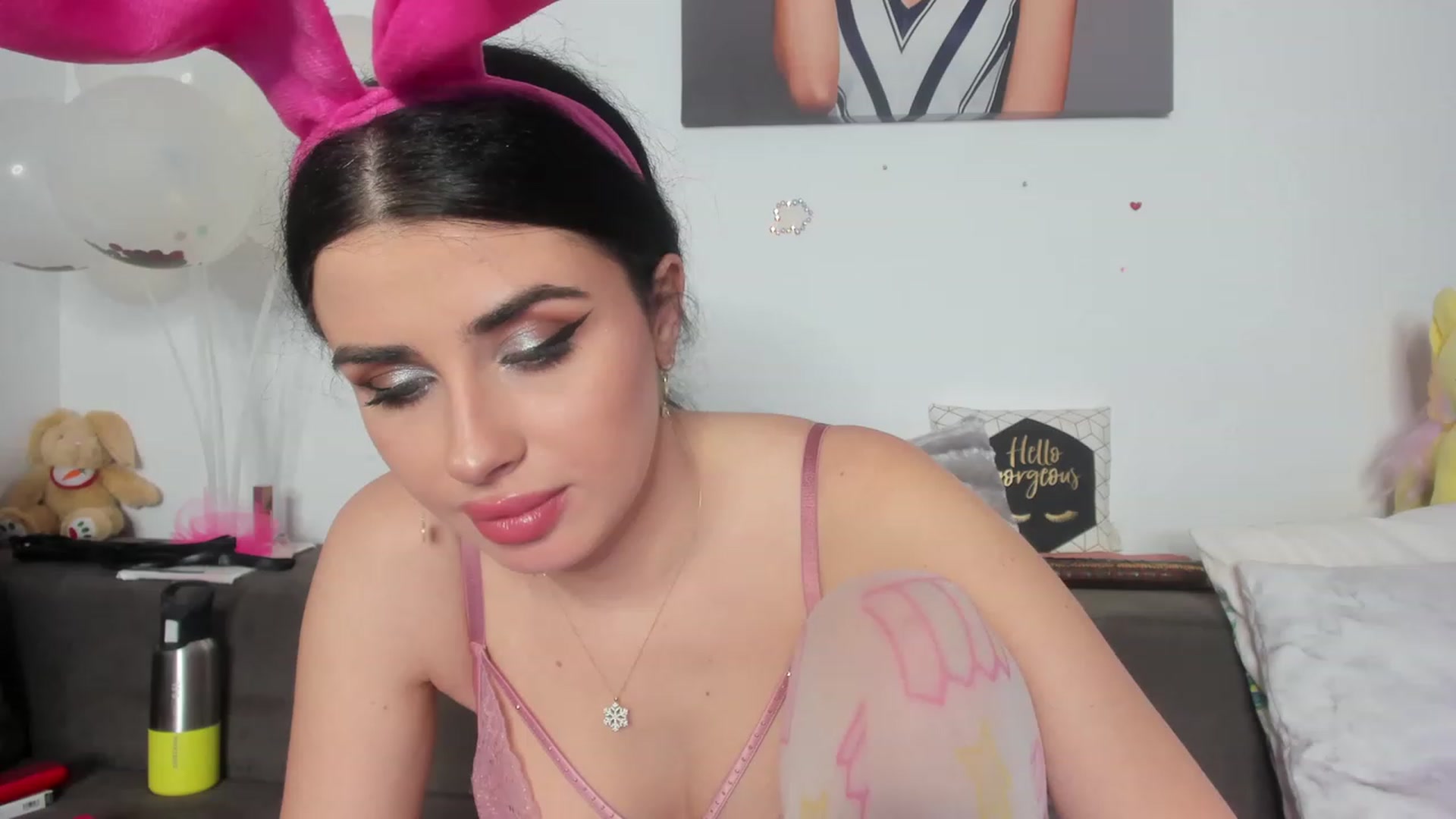 Gallery image thumbnail from AletaOcean's myfreecams stream on, 04/08/2023, 08:29 image 11 of 20