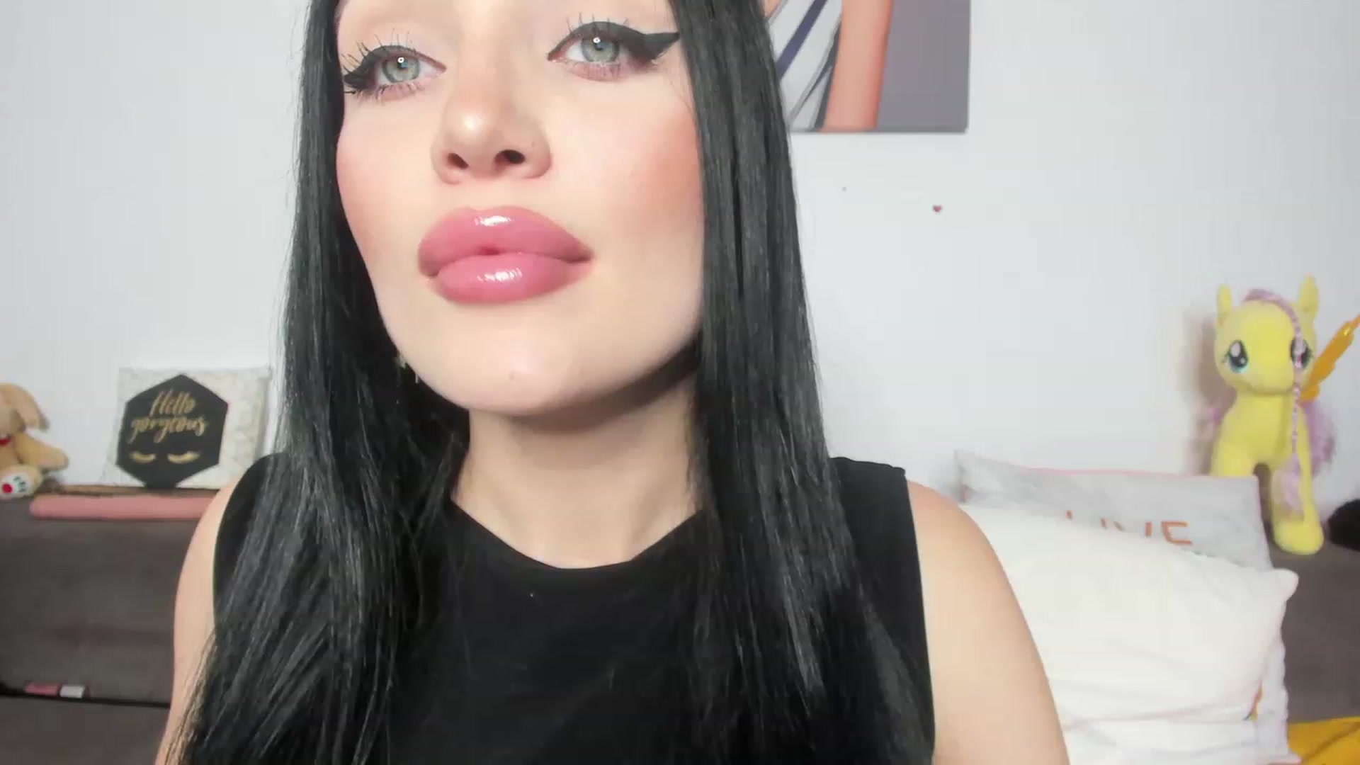 Gallery image thumbnail from AletaOcean's myfreecams stream on, 04/19/2023, 07:43 image 7 of 20