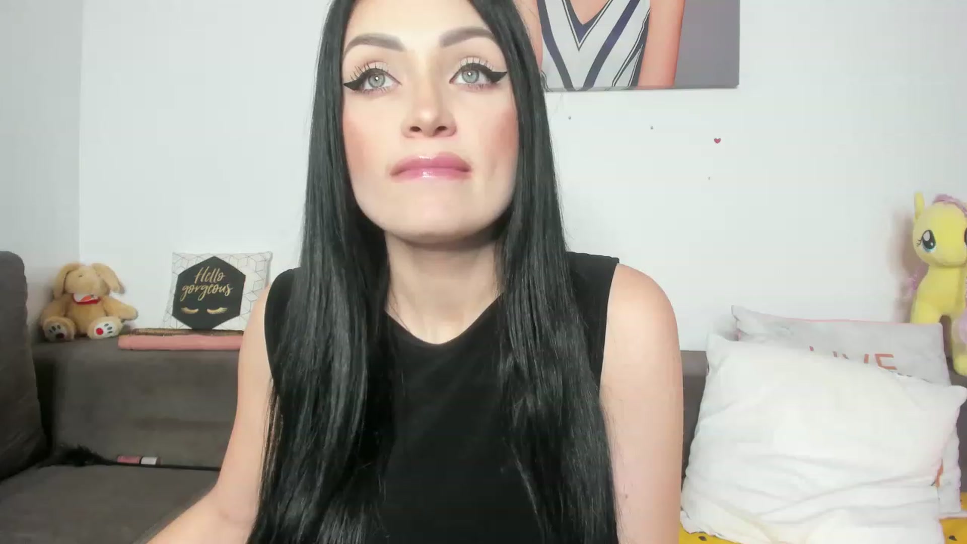 Gallery image thumbnail from AletaOcean's myfreecams stream on, 04/19/2023, 07:43 image 17 of 20