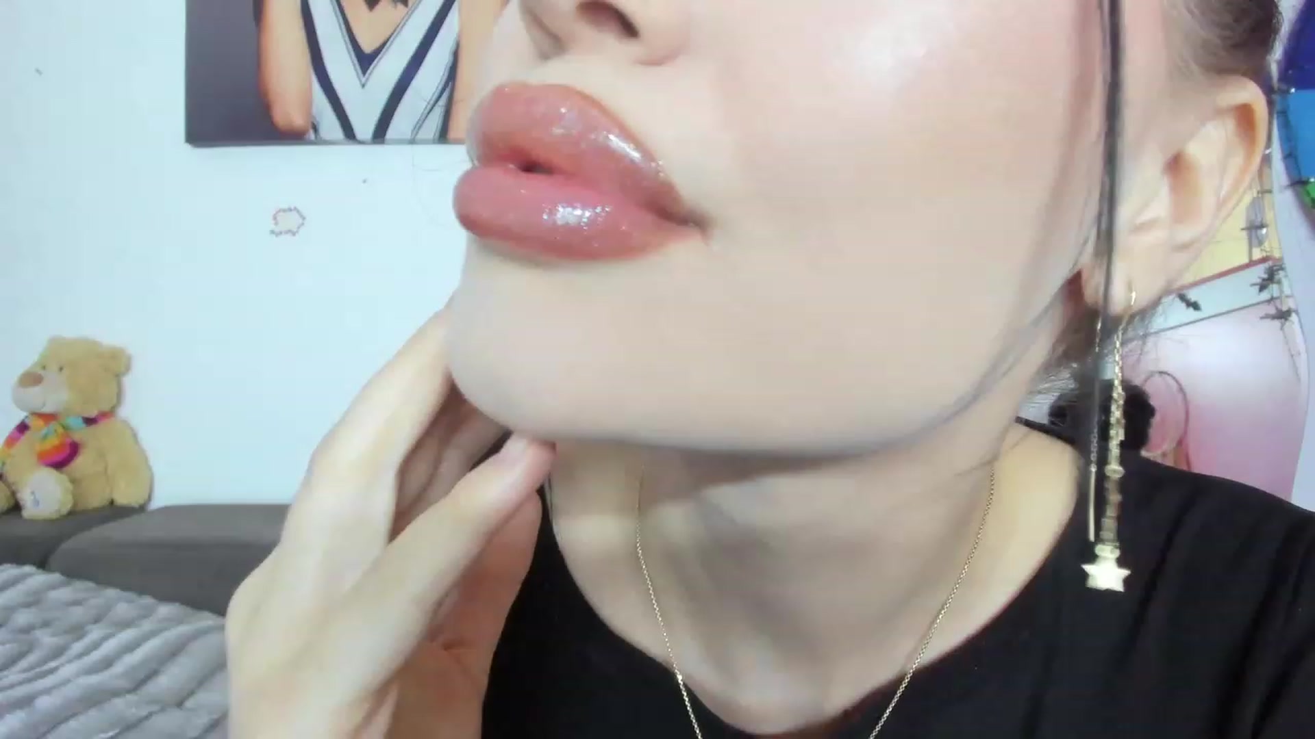 Gallery image thumbnail from AletaOcean's myfreecams stream on, 04/25/2023, 08:42 image 7 of 20