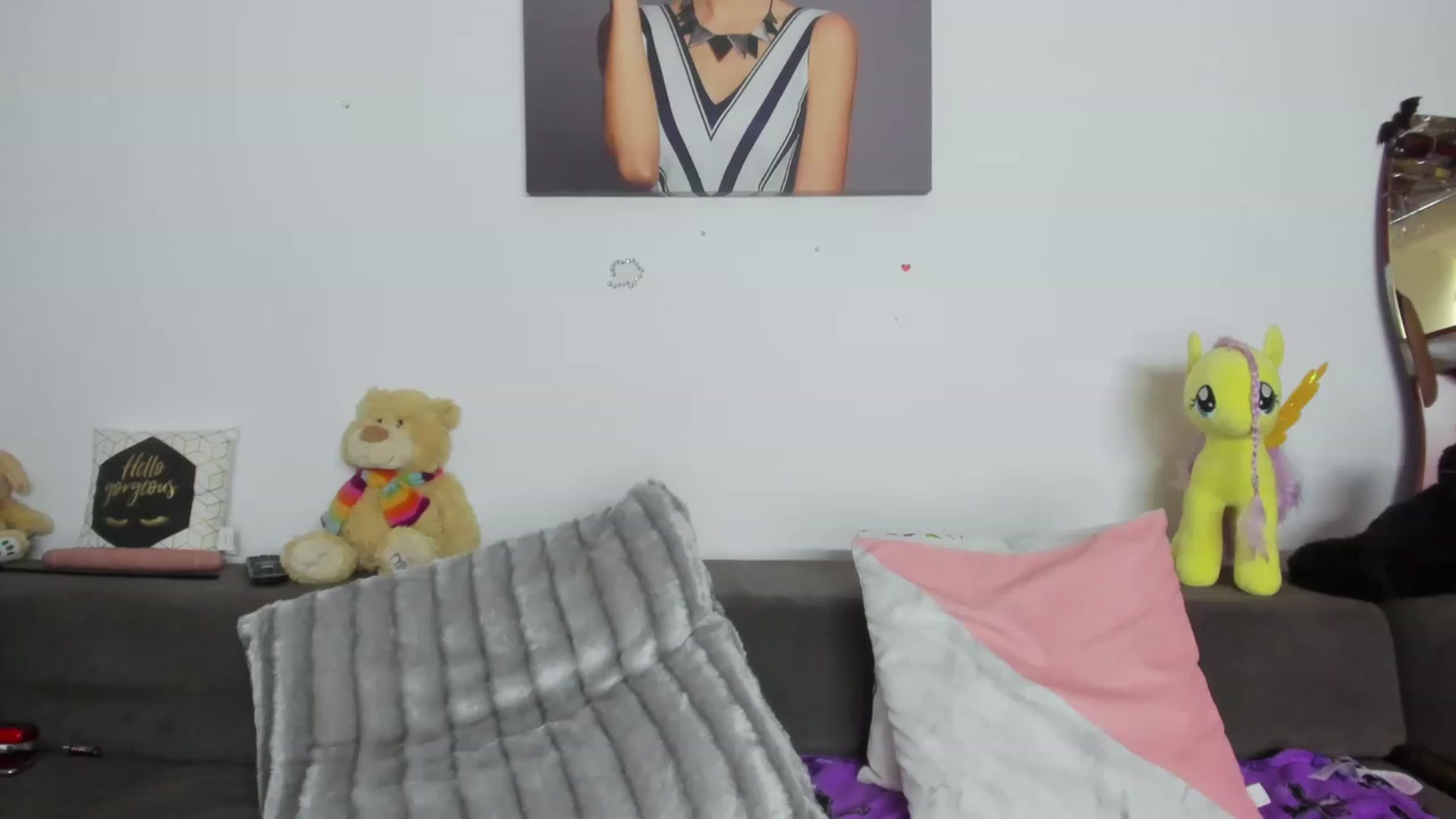 Gallery image thumbnail from AletaOcean's myfreecams stream on, 04/25/2023, 11:34 image 17 of 20