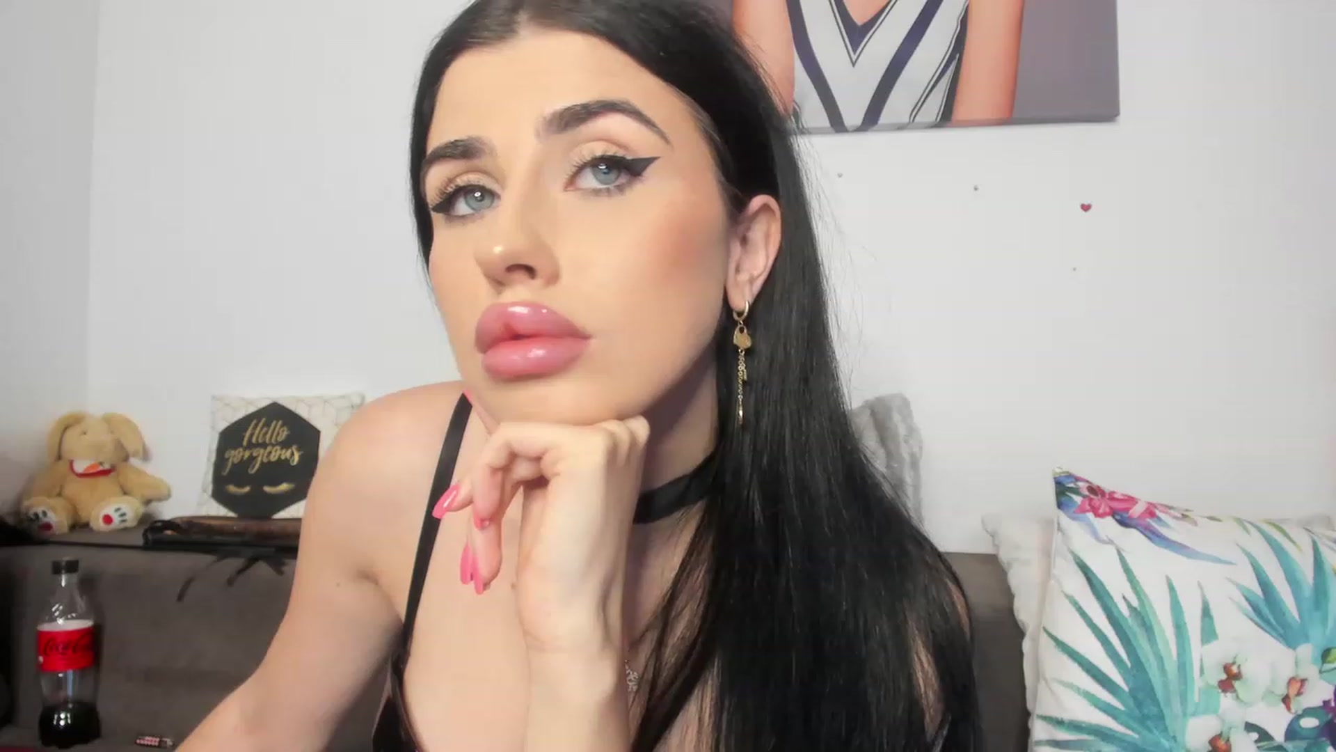Gallery image thumbnail from AletaOcean's myfreecams stream on, 04/27/2023, 09:33 image 4 of 20